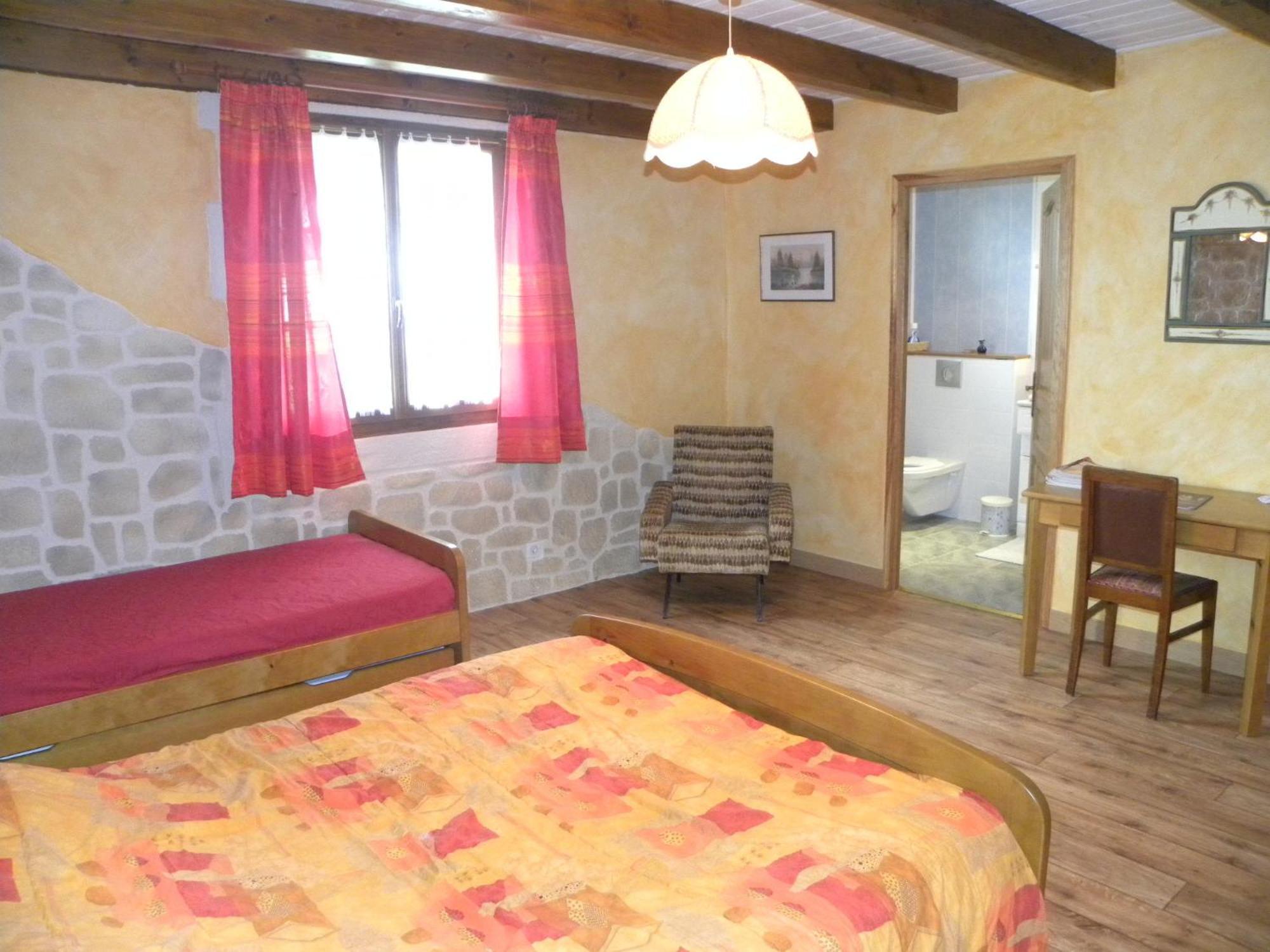 Auberge Les Volpilieres Ruynes-en-Margeride Ngoại thất bức ảnh