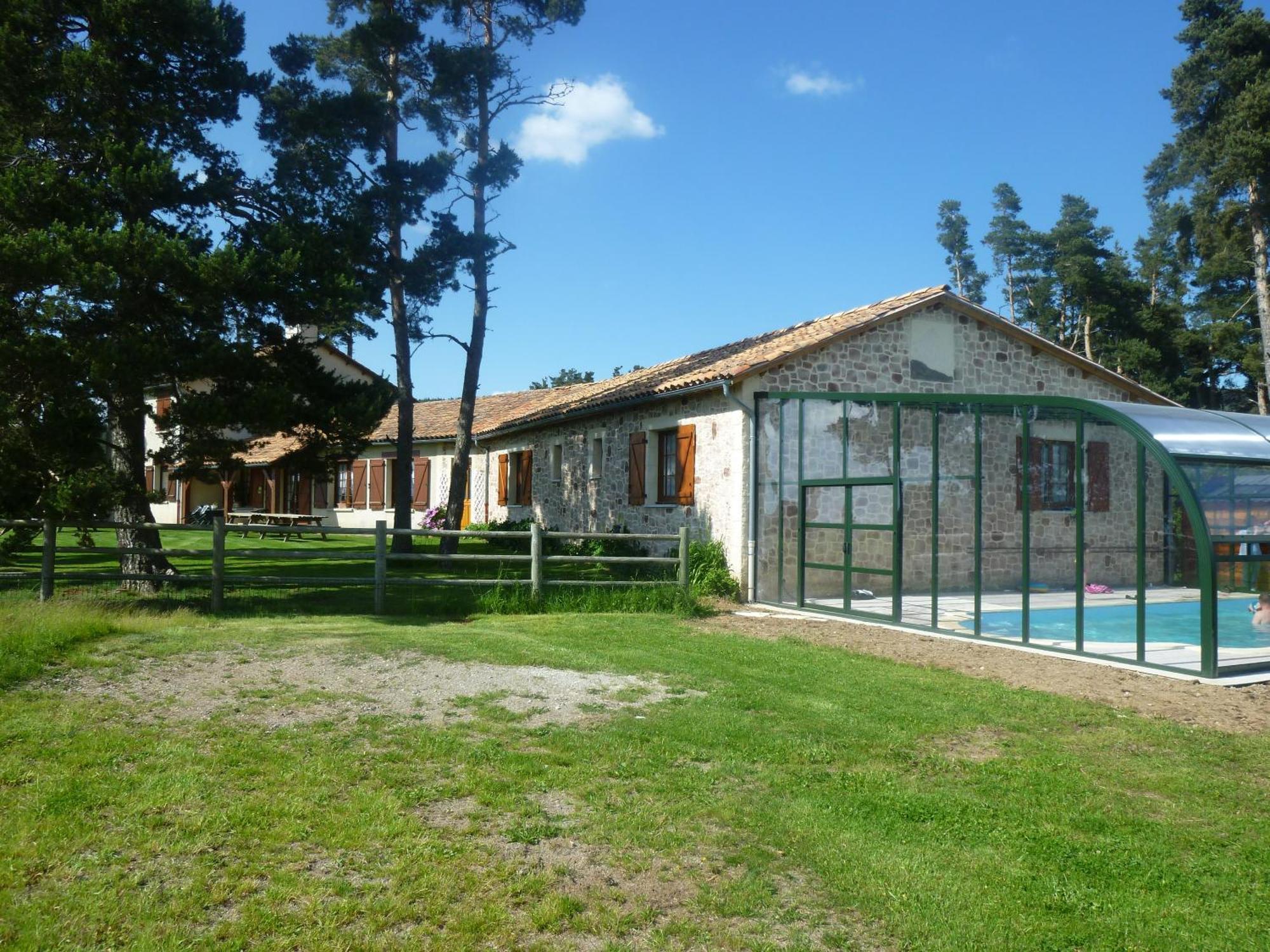 Auberge Les Volpilieres Ruynes-en-Margeride Ngoại thất bức ảnh