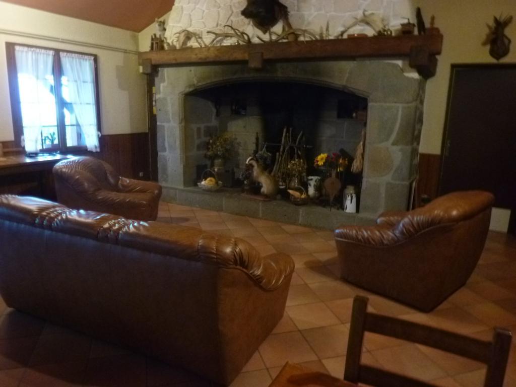 Auberge Les Volpilieres Ruynes-en-Margeride Ngoại thất bức ảnh